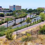 העירייה במעלה אדומים